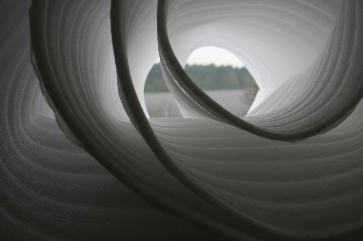 Andrea Conrad, Verbrennungen, 2010, Essayfilm